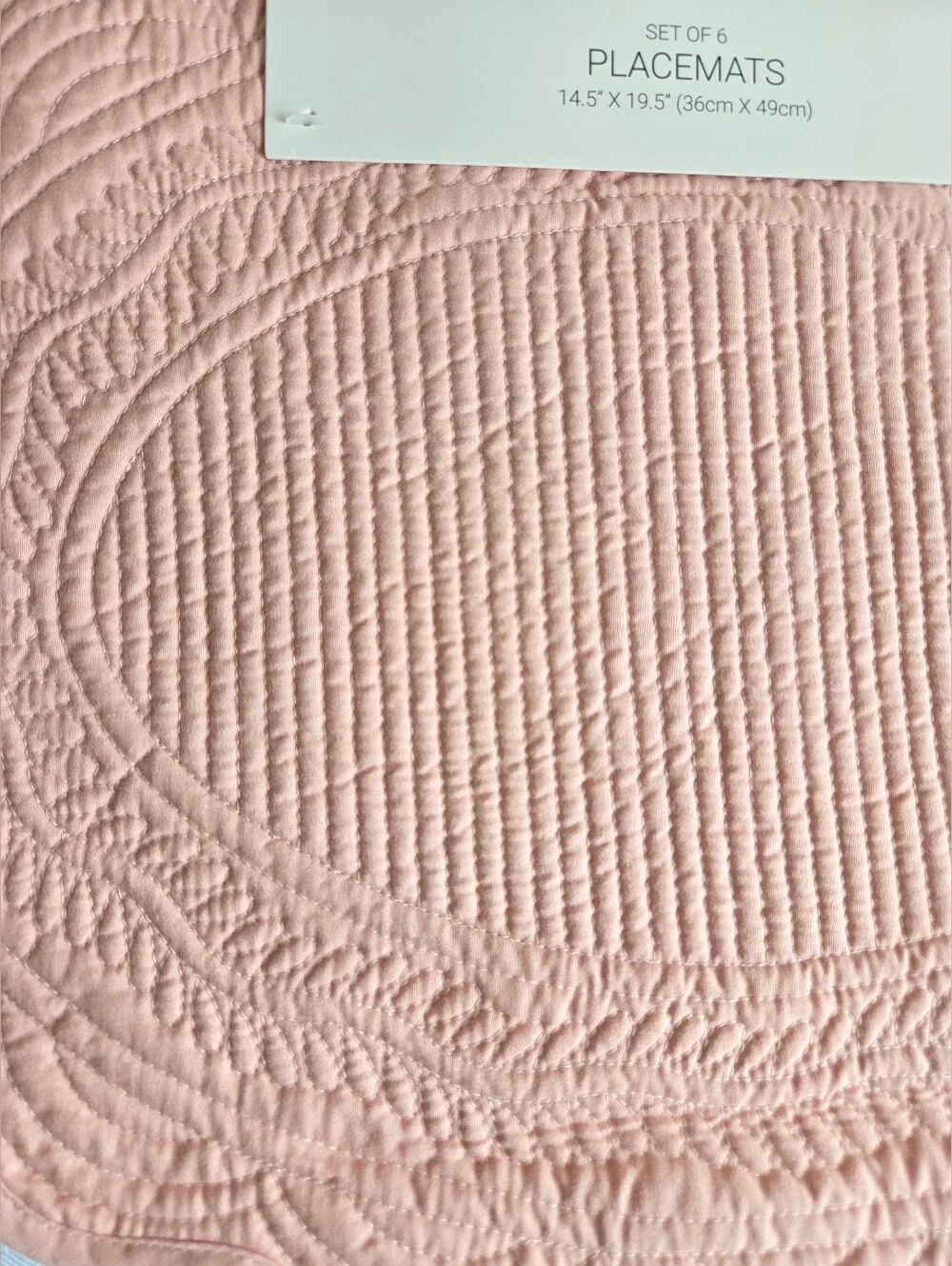 Rachel Zoe Set of 6 Quilted Placemats Oval Shape Pastel Peach Orange